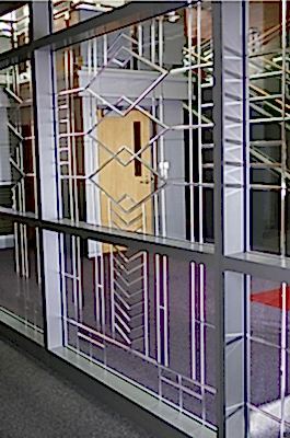 Пластиковые окна с декором